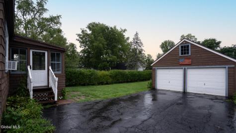 8 Lincoln Avenue Delmar NY 12054