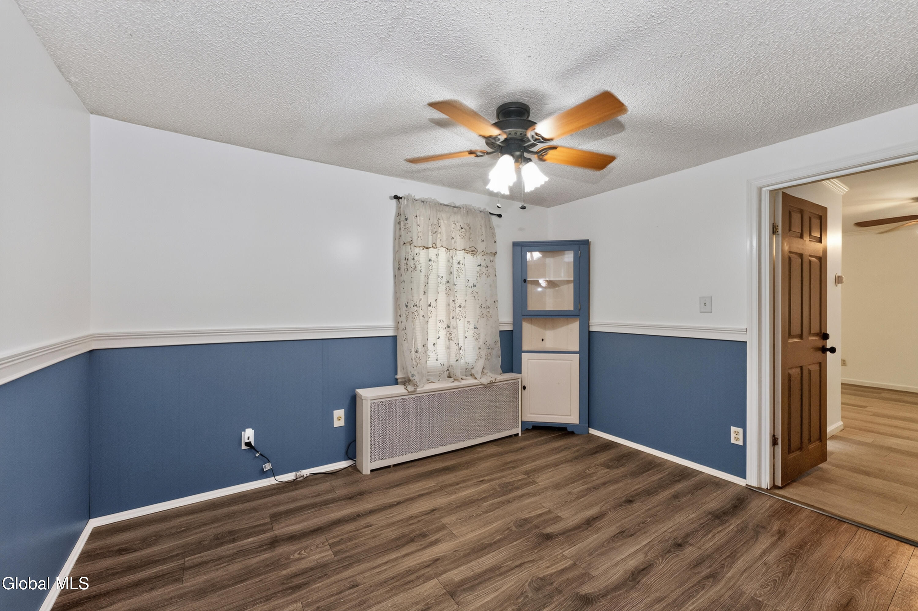 11 Leach Avenue Albany NY 12205