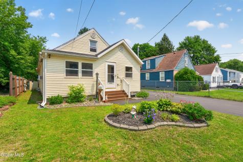 11 Leach Avenue Albany NY 12205