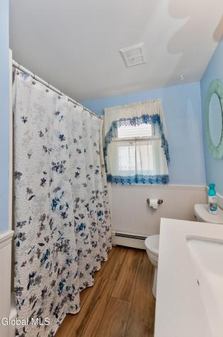 11 Leach Avenue Albany NY 12205