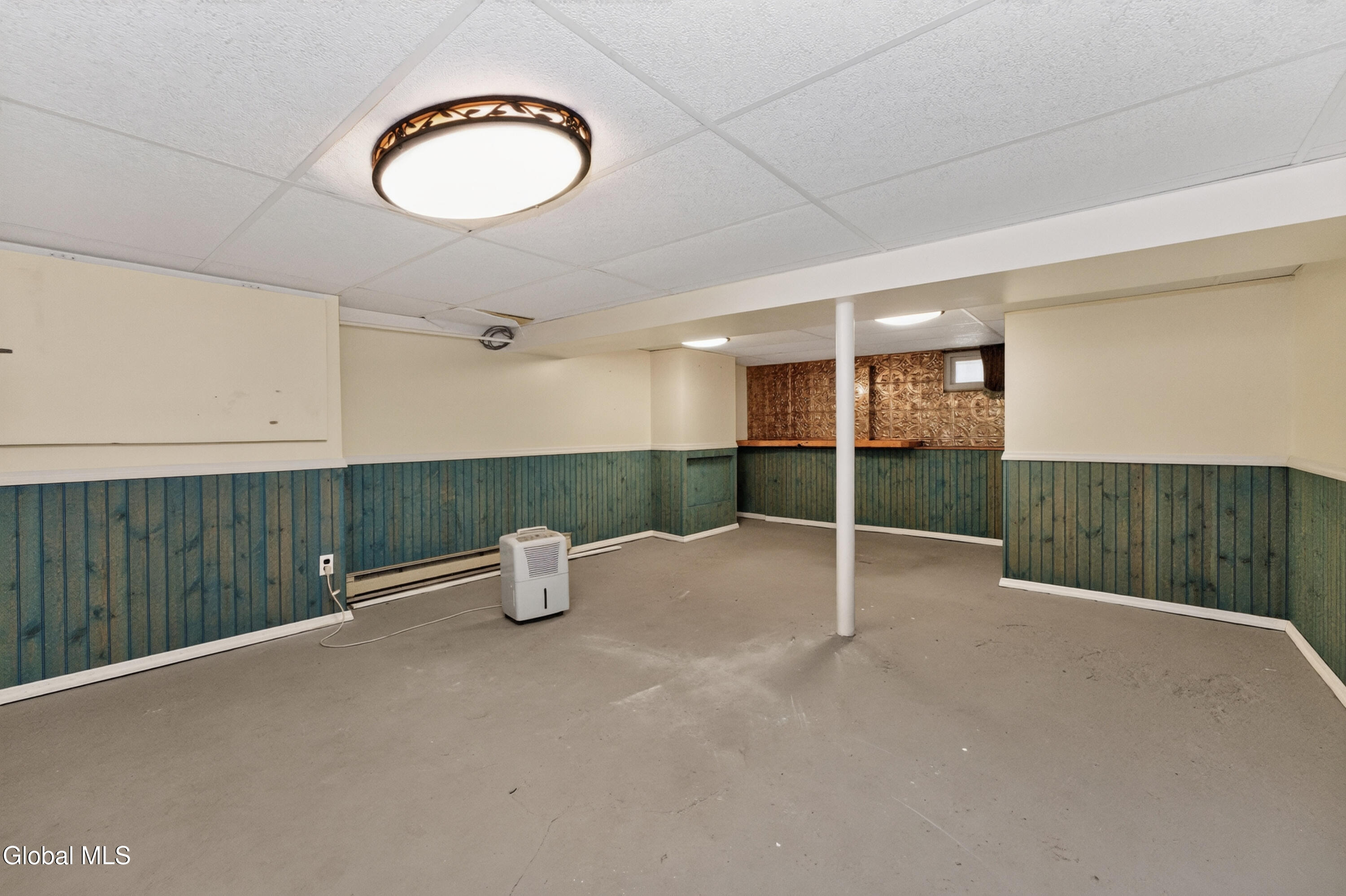 11 Leach Avenue Albany NY 12205