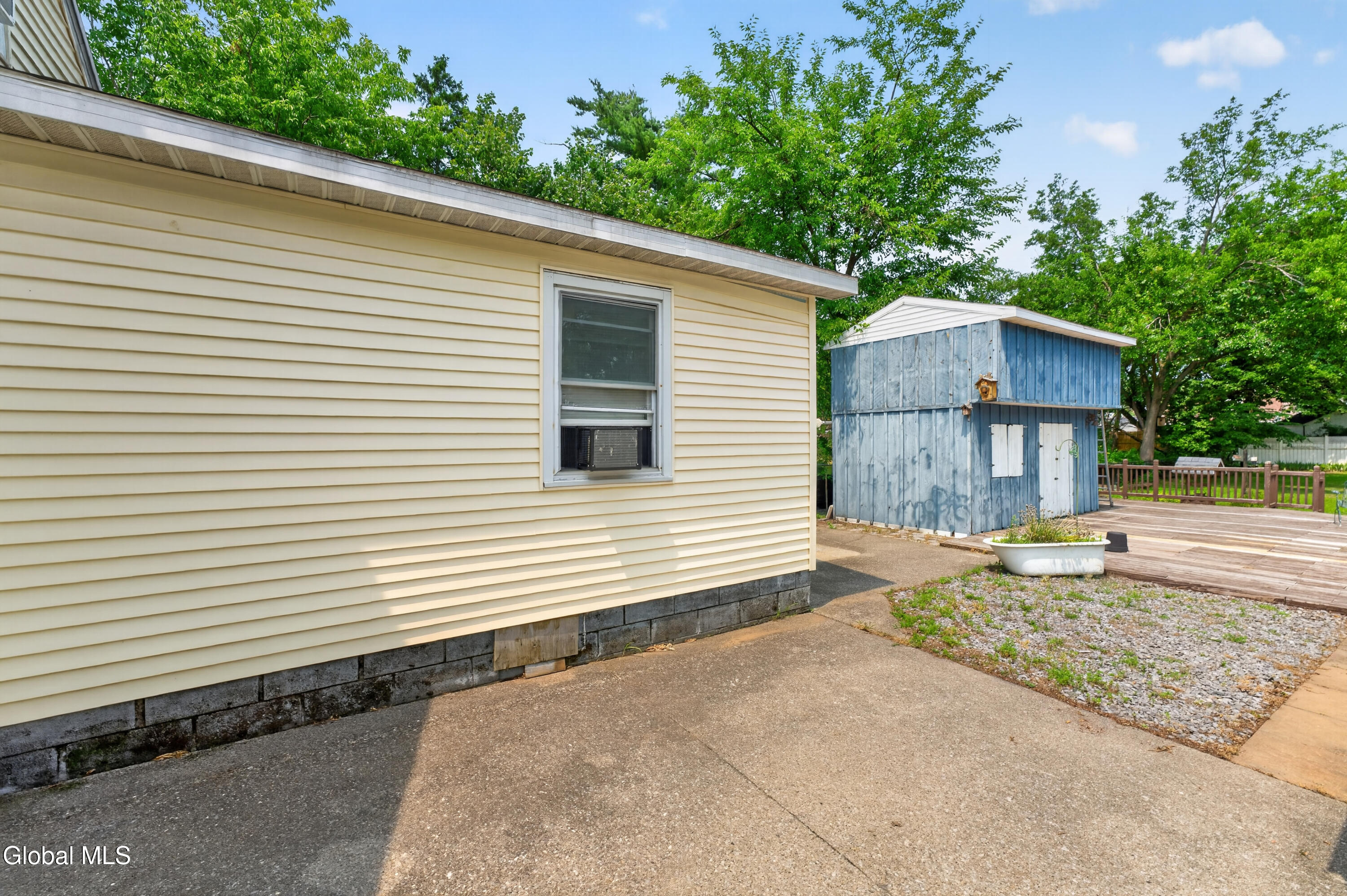 11 Leach Avenue Albany NY 12205