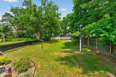11 Leach Avenue Albany NY 12205