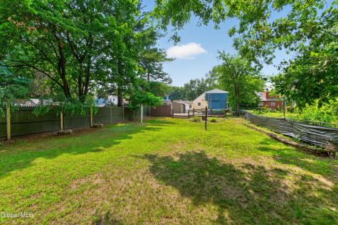 11 Leach Avenue Albany NY 12205