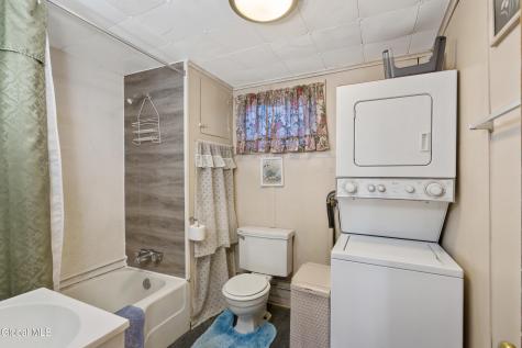 1801 Park Avenue Sylvan Beach NY 13157