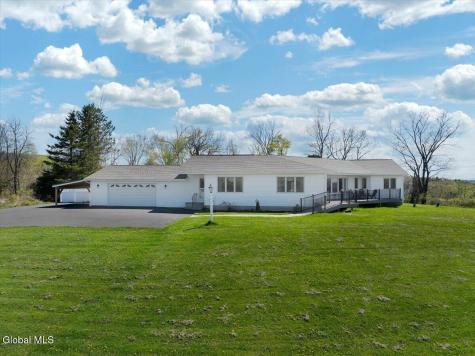 21 Pleasant Hill Drive Poestenkill NY 12140