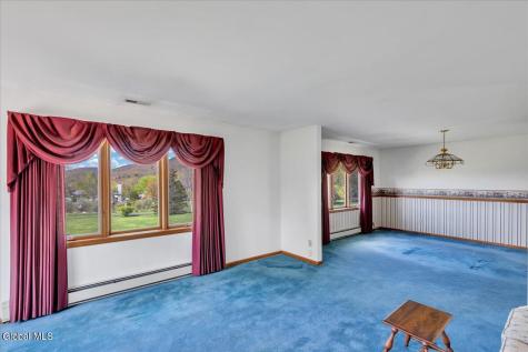 21 Pleasant Hill Drive Poestenkill NY 12140