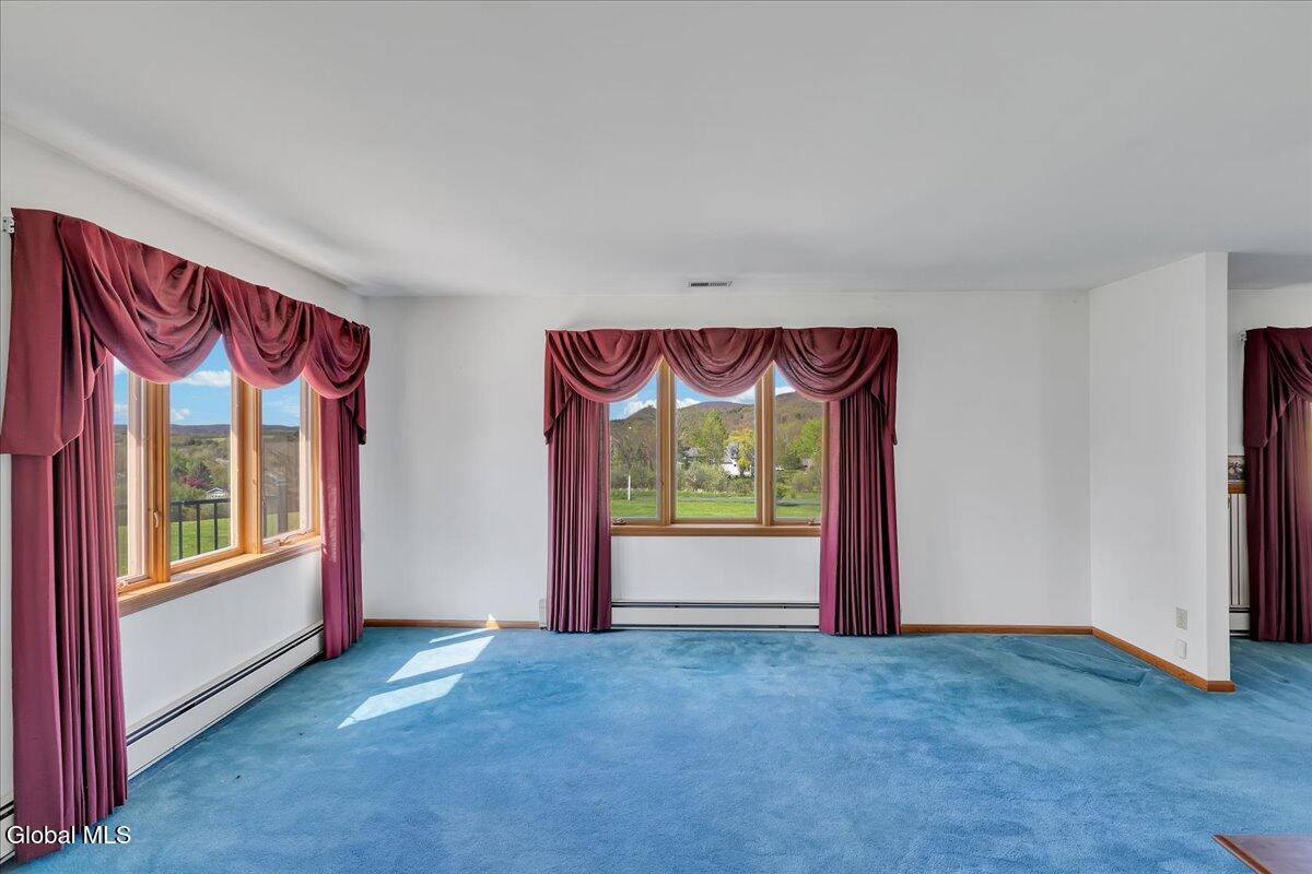 21 Pleasant Hill Drive Poestenkill NY 12140