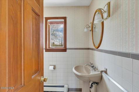 21 Pleasant Hill Drive Poestenkill NY 12140