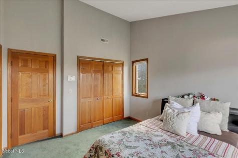21 Pleasant Hill Drive Poestenkill NY 12140