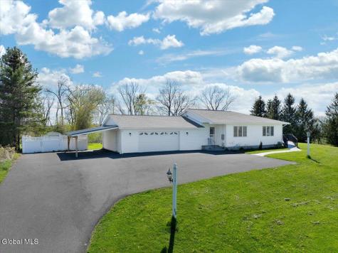 21 Pleasant Hill Drive Poestenkill NY 12140