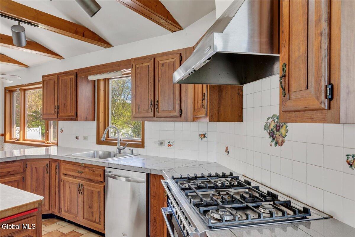 21 Pleasant Hill Drive Poestenkill NY 12140