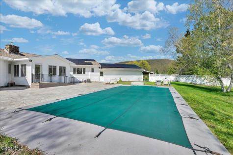 21 Pleasant Hill Drive Poestenkill NY 12140