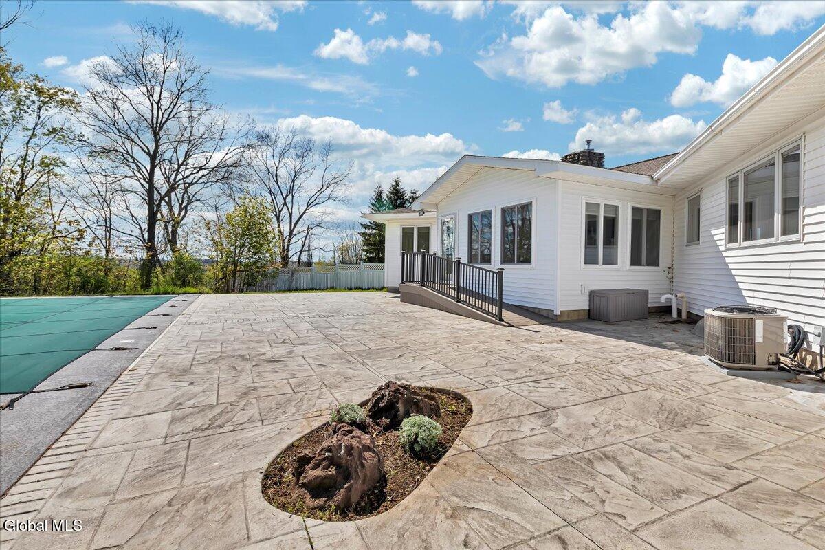 21 Pleasant Hill Drive Poestenkill NY 12140