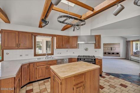 21 Pleasant Hill Drive Poestenkill NY 12140