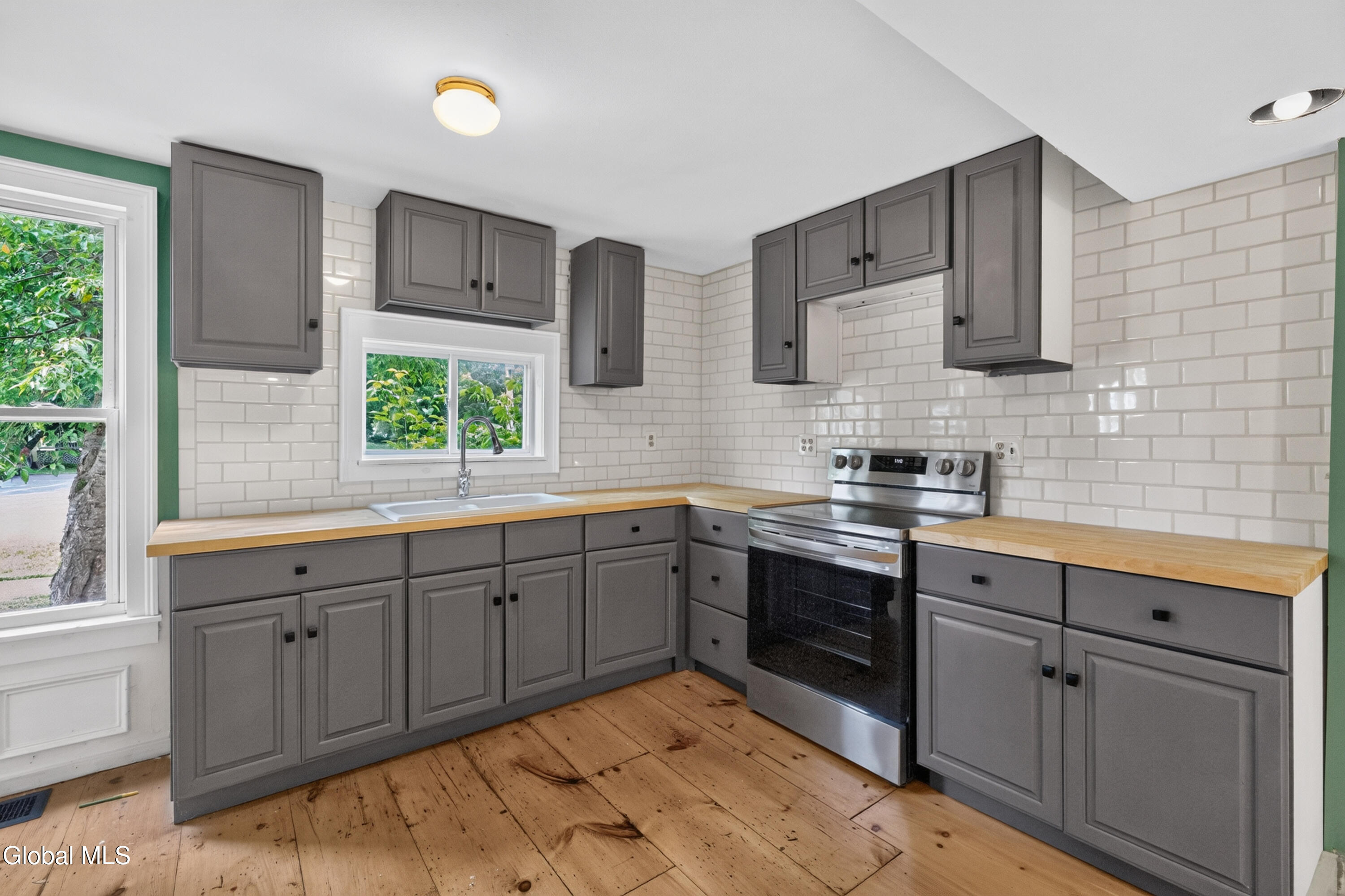 28 Vale Street Salem NY 12865