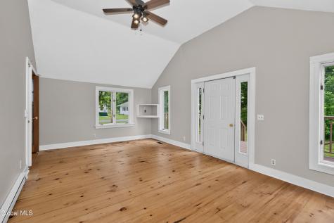 28 Vale Street Salem NY 12865