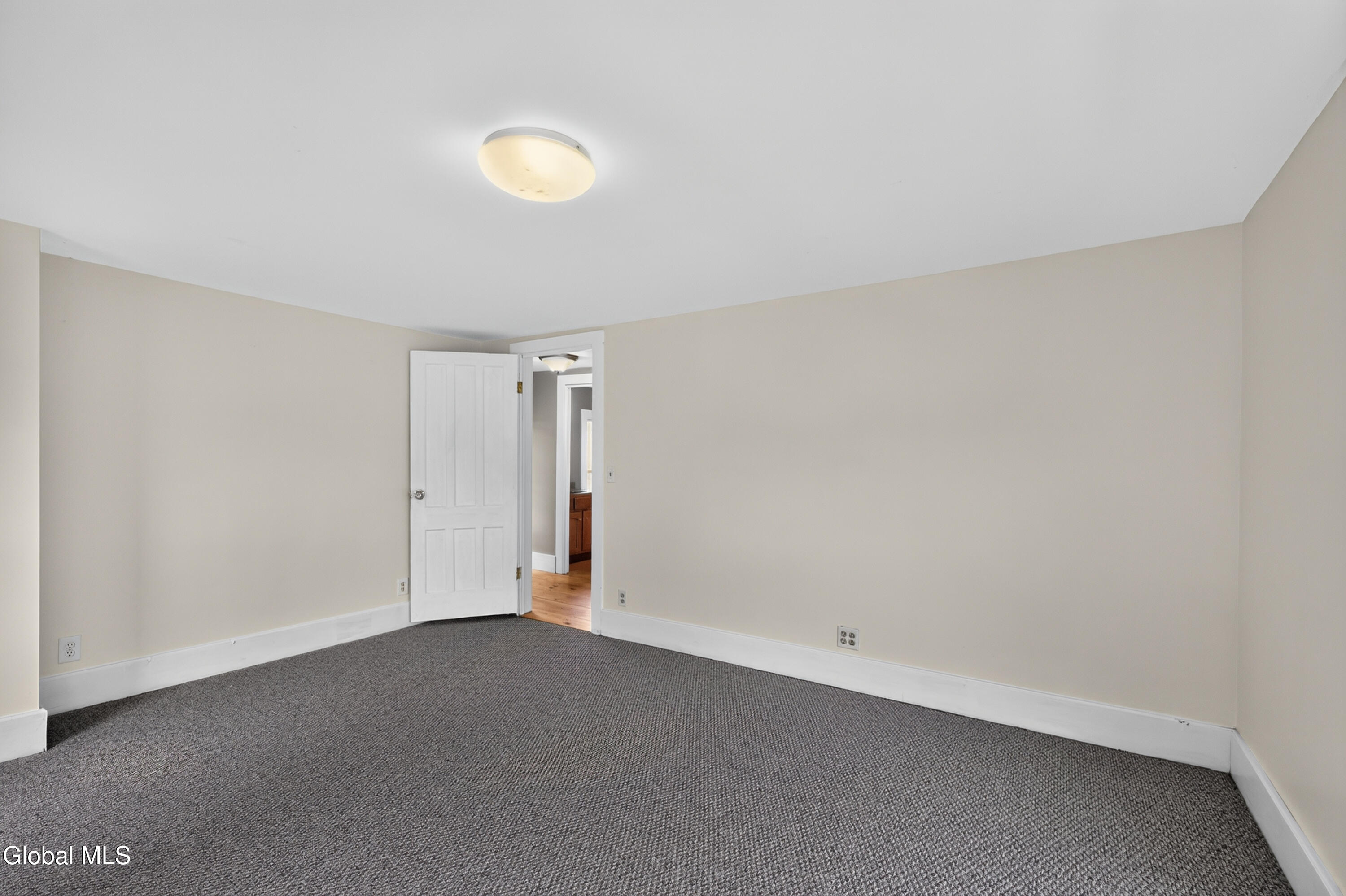 28 Vale Street Salem NY 12865
