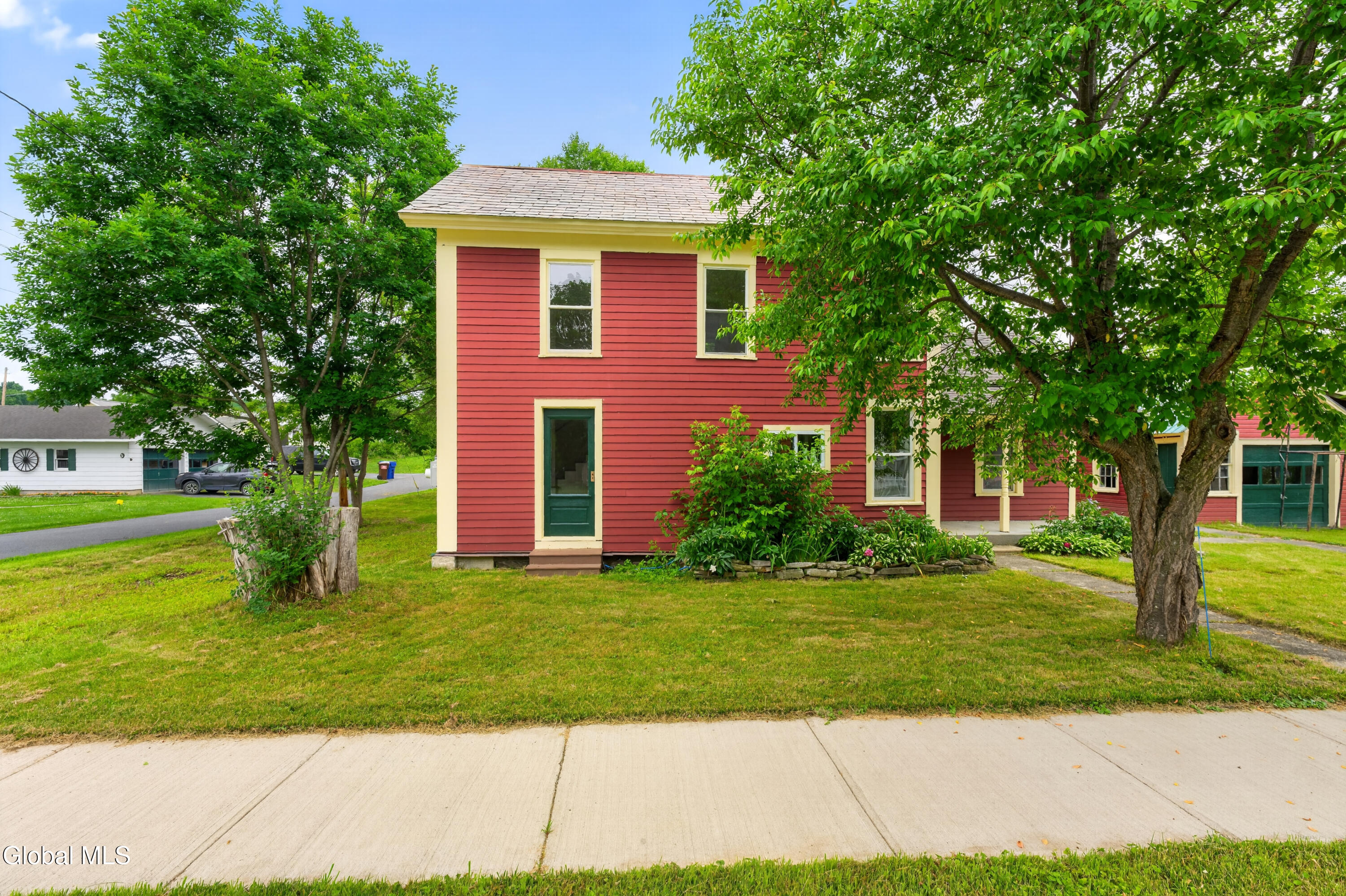 28 Vale Street Salem NY 12865