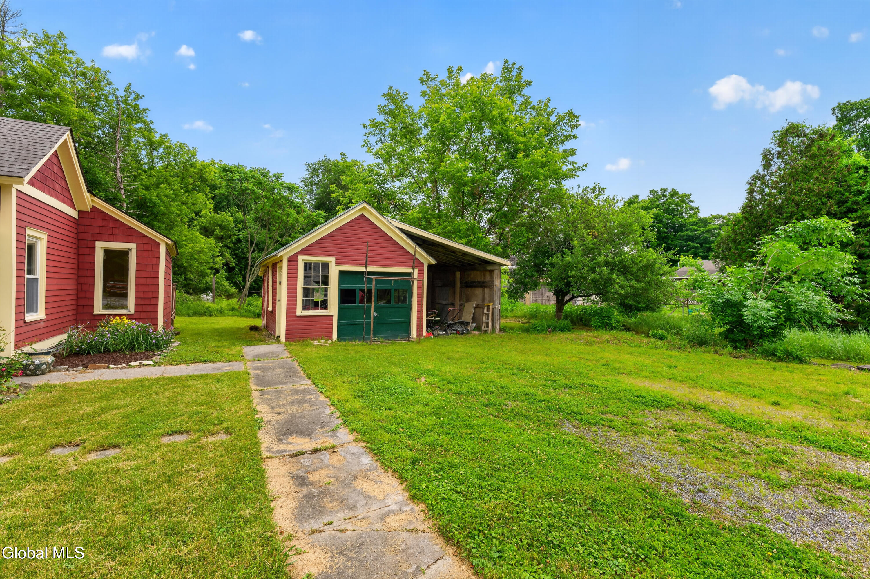 28 Vale Street Salem NY 12865