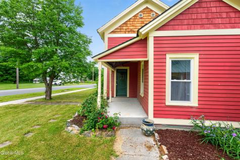28 Vale Street Salem NY 12865