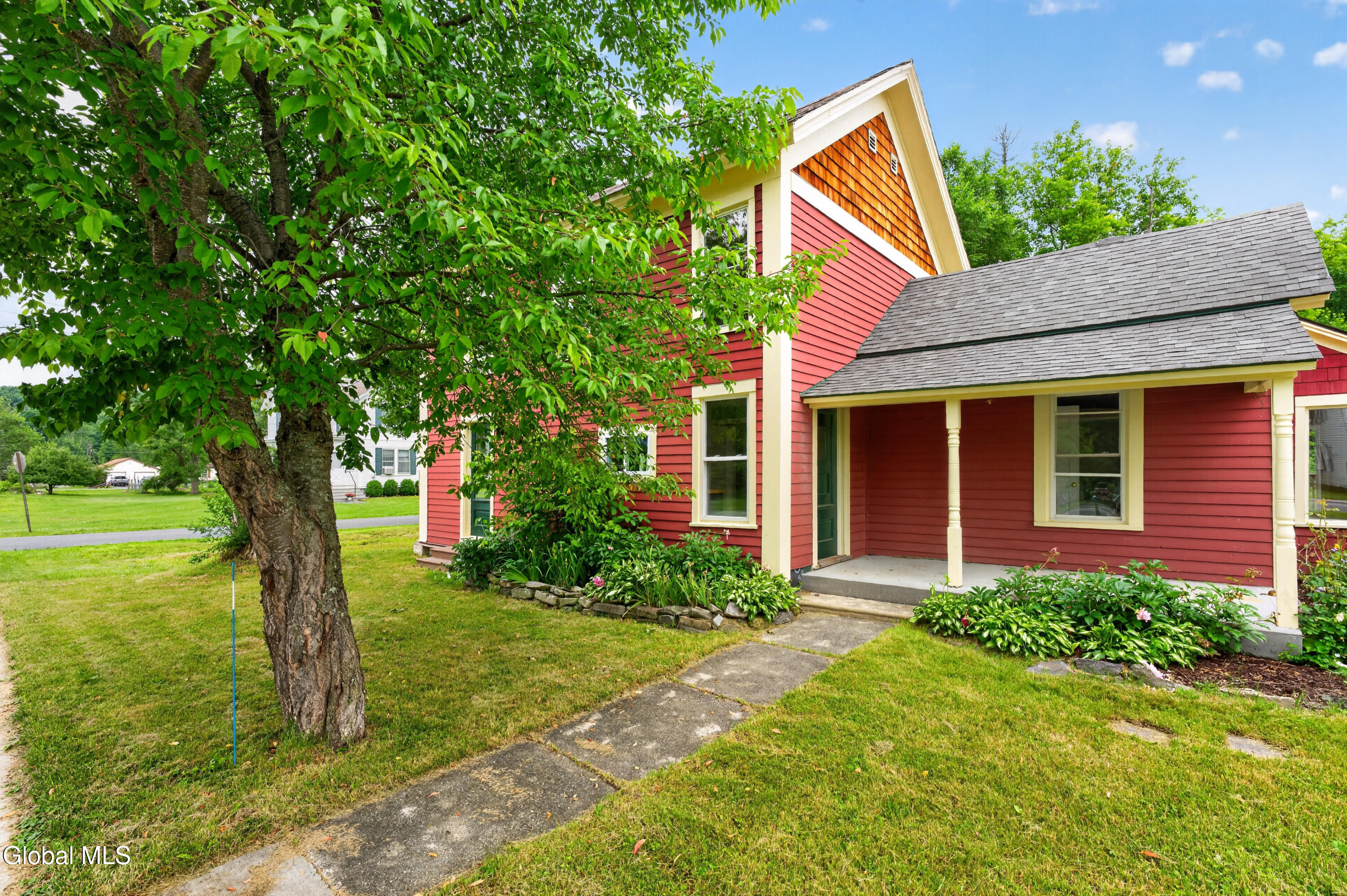 28 Vale Street Salem NY 12865