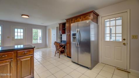 221 Denice Road Amsterdam NY 12010