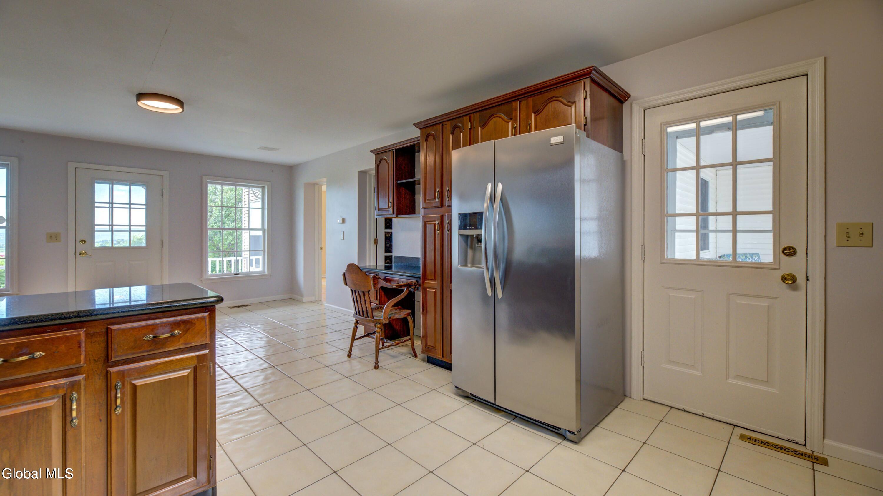 221 Denice Road Amsterdam NY 12010