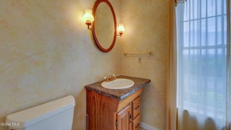 221 Denice Road Amsterdam NY 12010