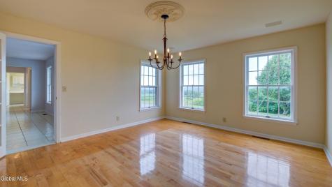 221 Denice Road Amsterdam NY 12010