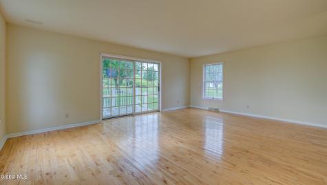 221 Denice Road Amsterdam NY 12010
