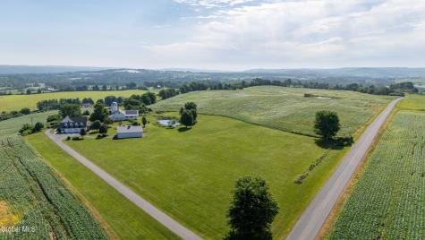 221 Denice Road Amsterdam NY 12010