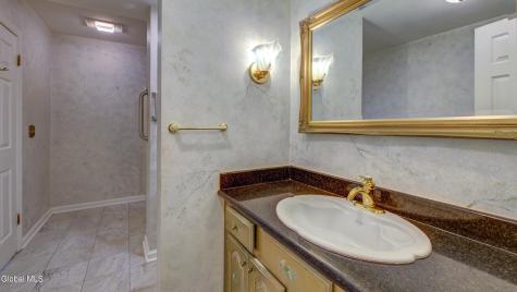 221 Denice Road Amsterdam NY 12010