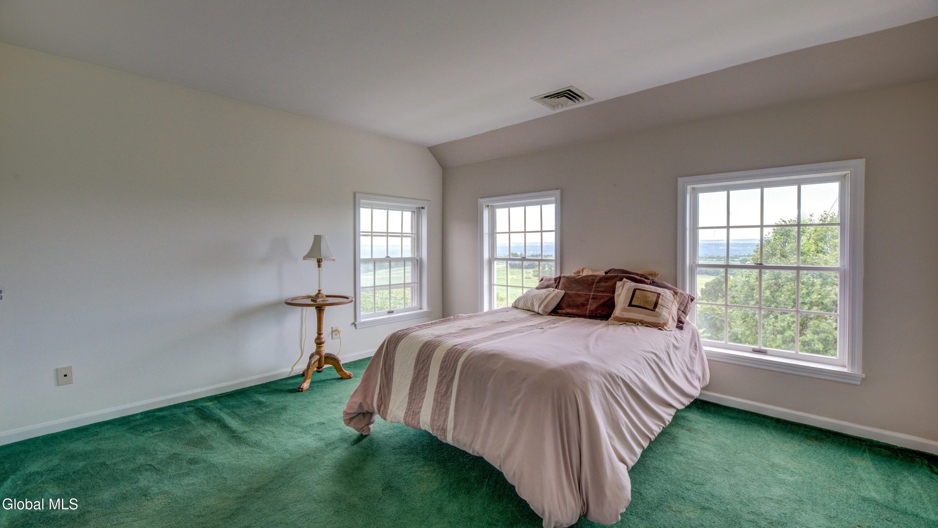 221 Denice Road Amsterdam NY 12010