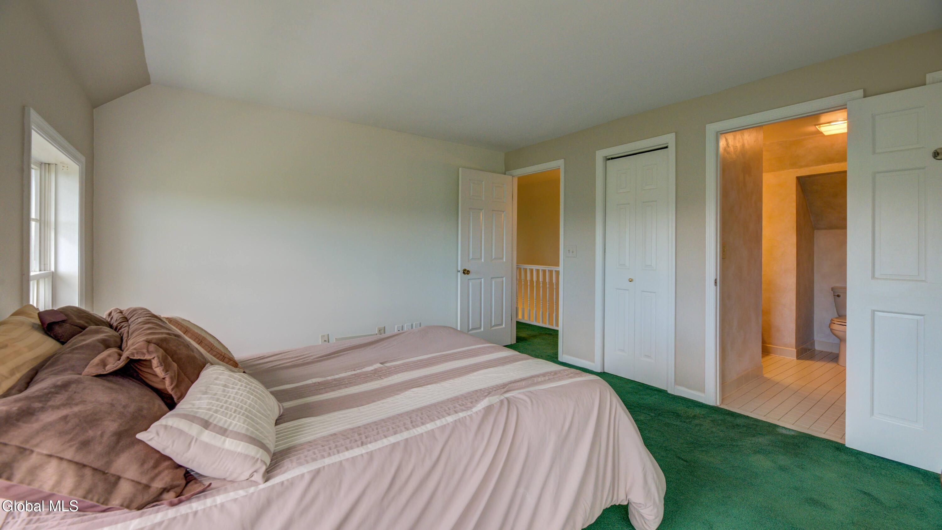 221 Denice Road Amsterdam NY 12010