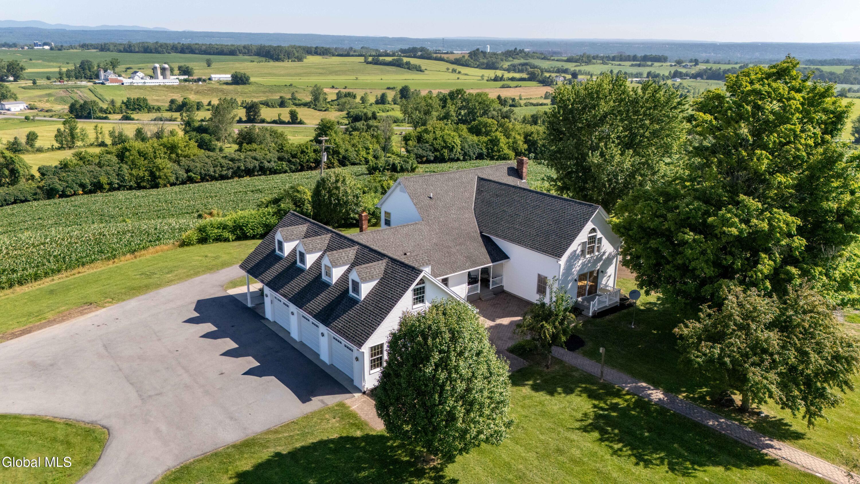221 Denice Road Amsterdam NY 12010
