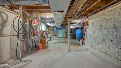 221 Denice Road Amsterdam NY 12010