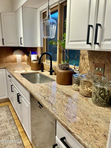 2 Sky View Lane Valatie NY 12184