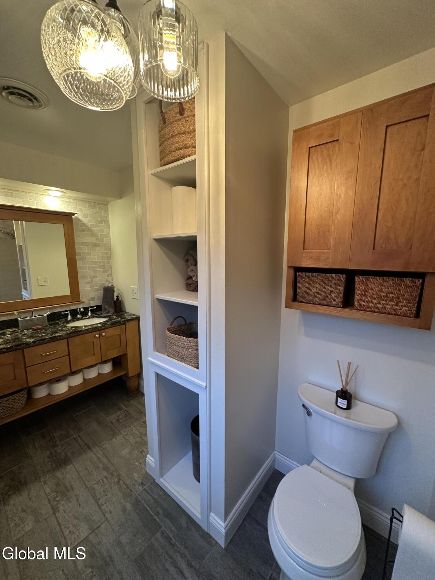 2 Sky View Lane Valatie NY 12184