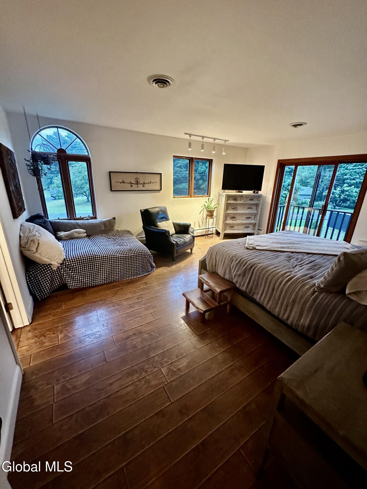 2 Sky View Lane Valatie NY 12184