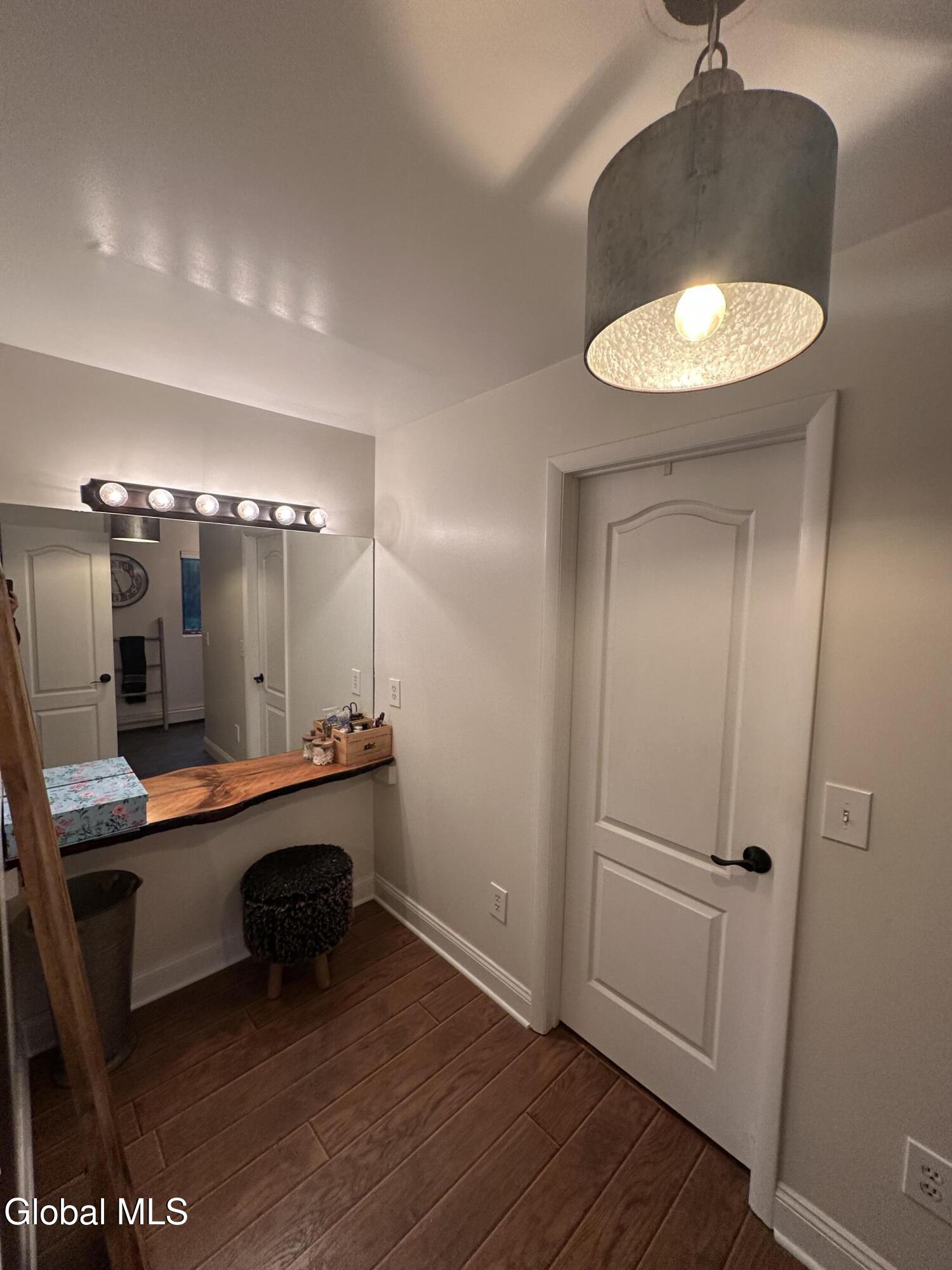 2 Sky View Lane Valatie NY 12184