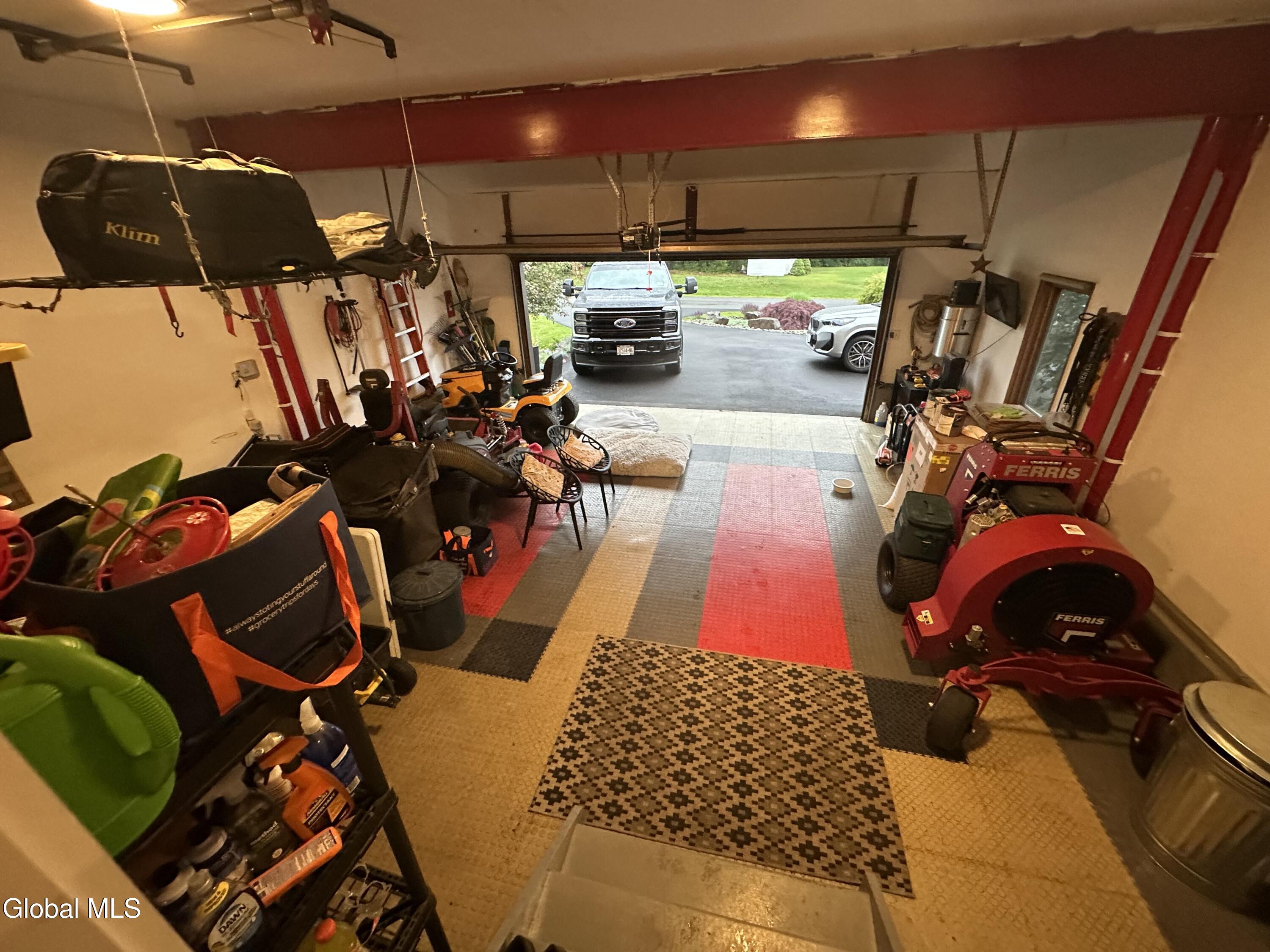 2 Sky View Lane Valatie NY 12184