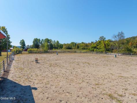 5635 Ny-40 Argyle NY 12809