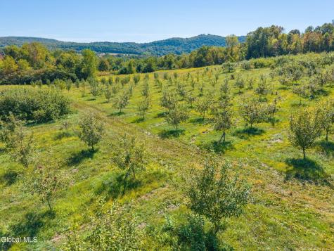 5635 Ny-40 Argyle NY 12809