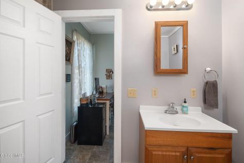 5635 Ny-40 Argyle NY 12809