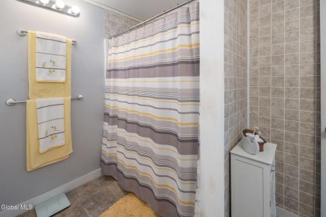5635 Ny-40 Argyle NY 12809
