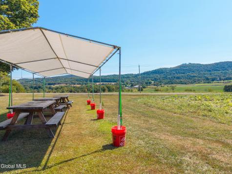5635 Ny-40 Argyle NY 12809