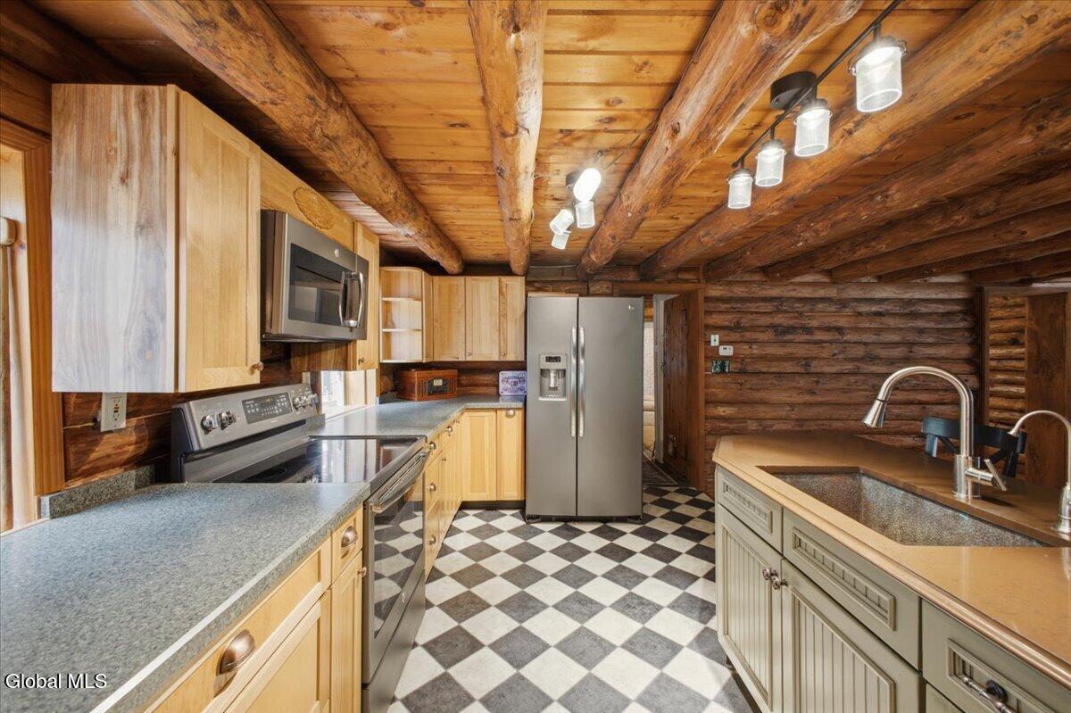 110 Dunning Street Malta NY 12020