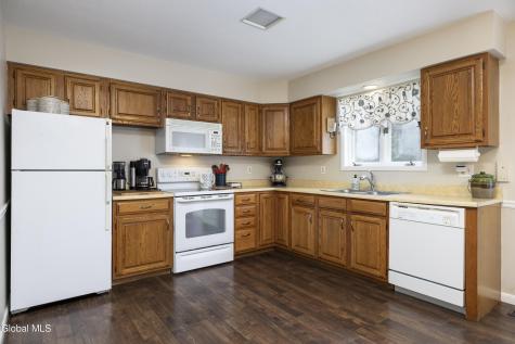 12 Pinewood Hollow Road Queensbury NY 12804