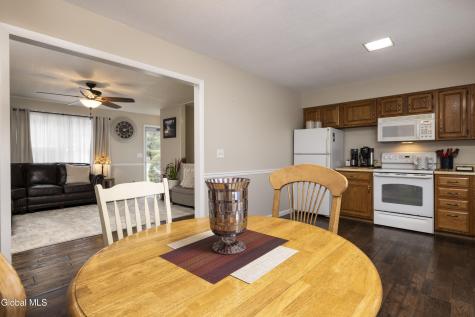 12 Pinewood Hollow Road Queensbury NY 12804